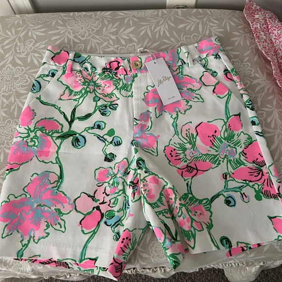 Lilly Pulitzer Pants - NWT Lilly Pulitzer Gretchen Shorts Multi Oversized Orchids On The Avenue 4